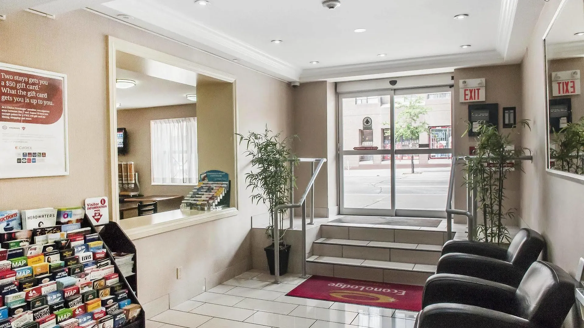 ** Hotel Econo Lodge Inn & Suites Downtown Toronto Canadá