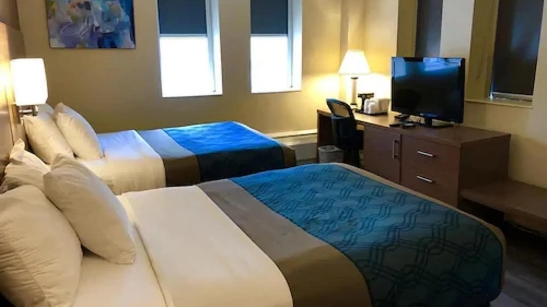 Hotel Econo Lodge Inn & Suites Downtown Toronto