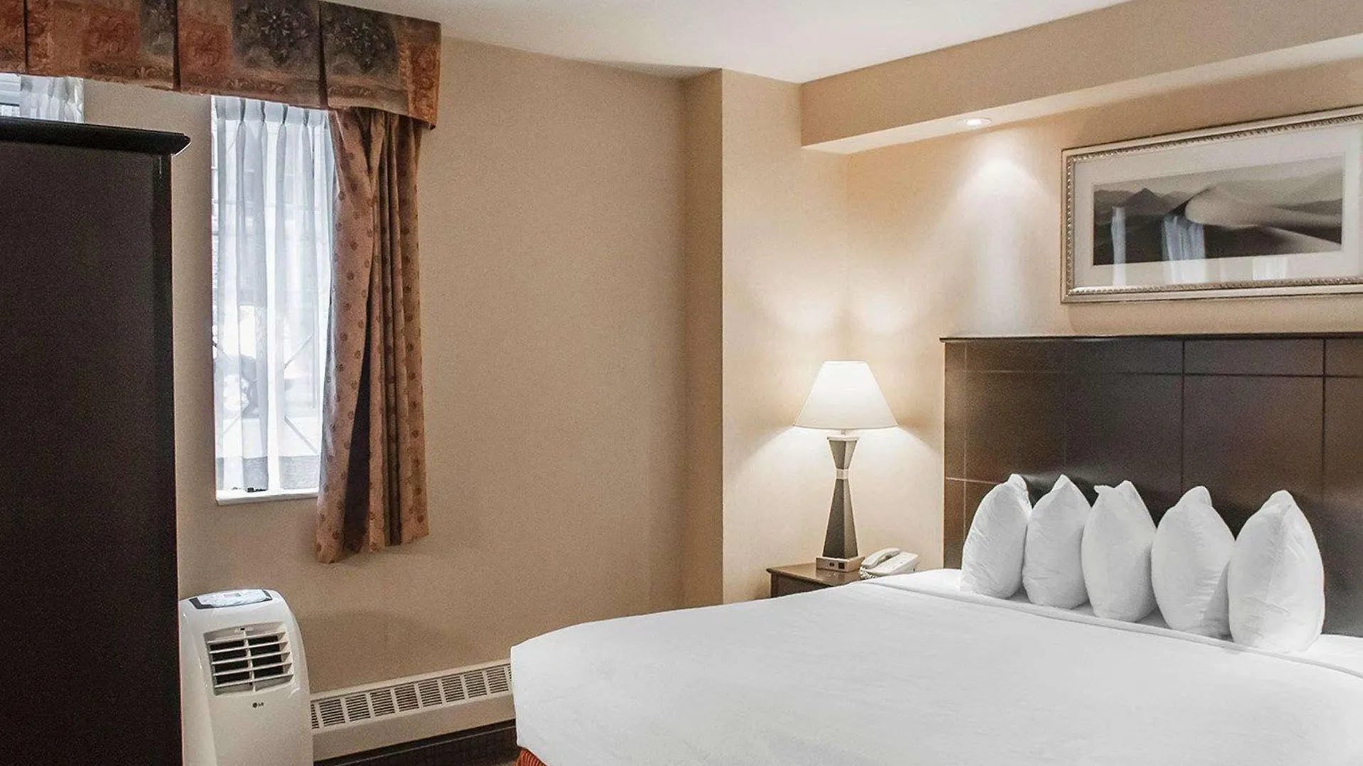 Ξενοδοχείο Econo Lodge Inn & Suites Downtown Τορόντο